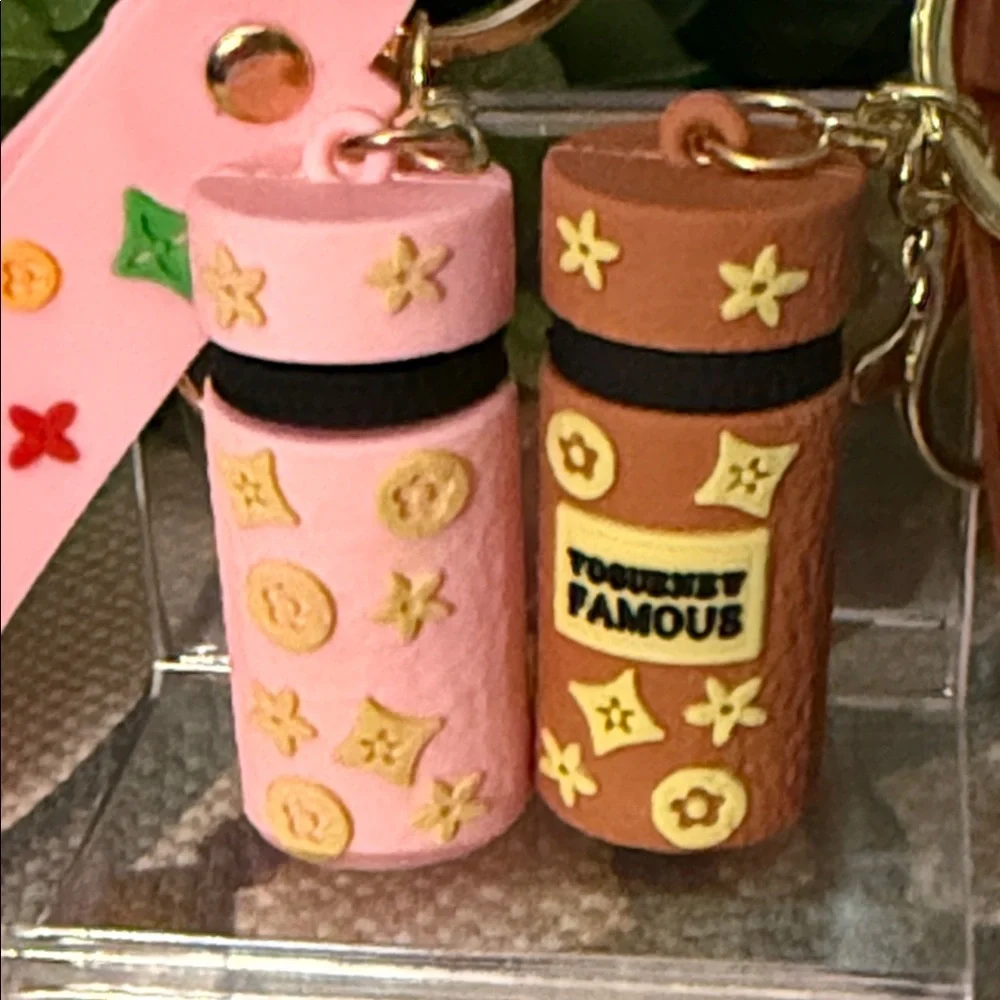 2 Colorful Keychain Set